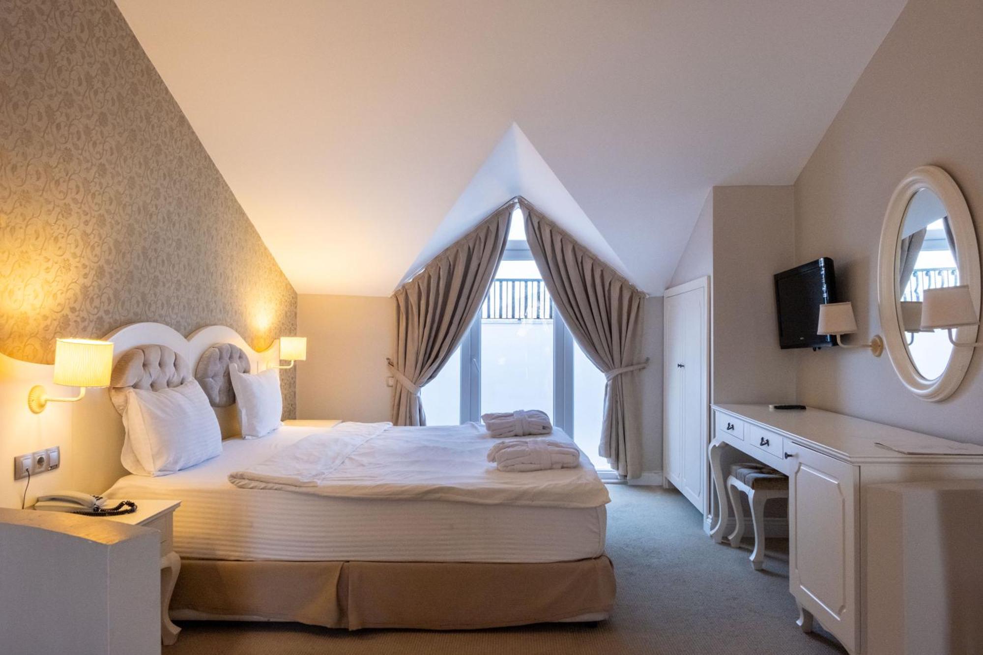 Pinehill & Hotel Oludeniz