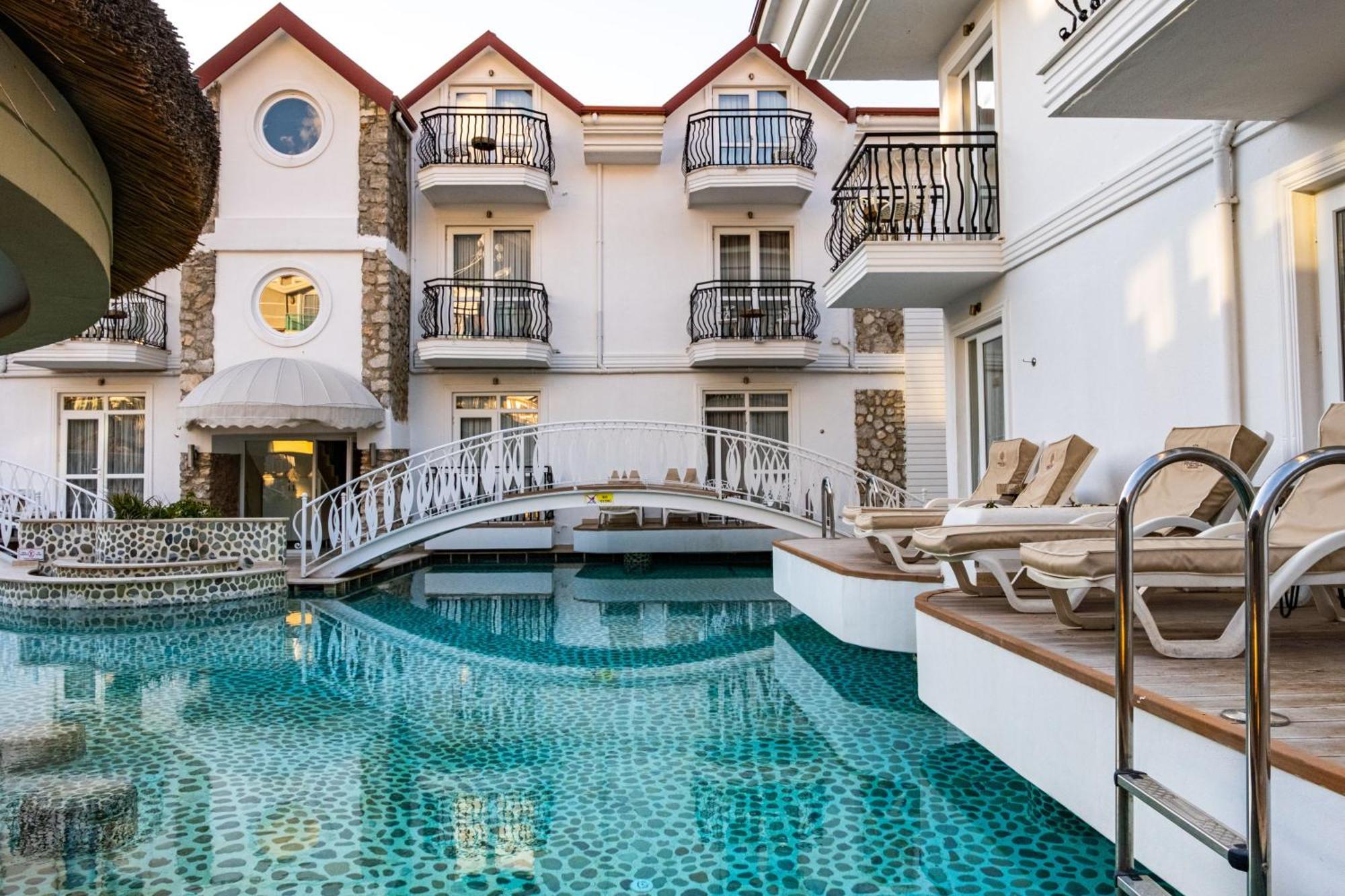 Hotel Pinehill & Oludeniz