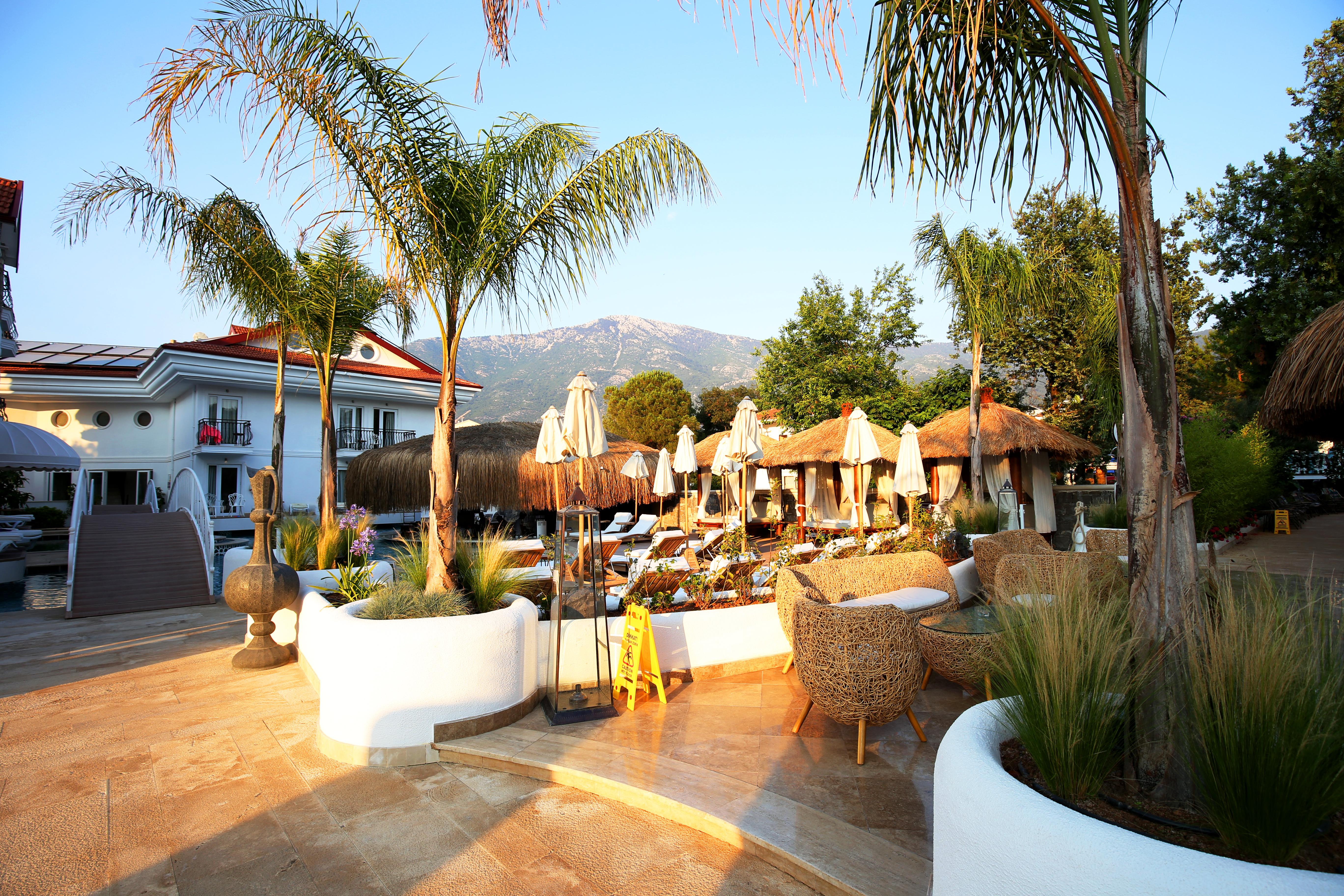 Otel Pinehill & 3*